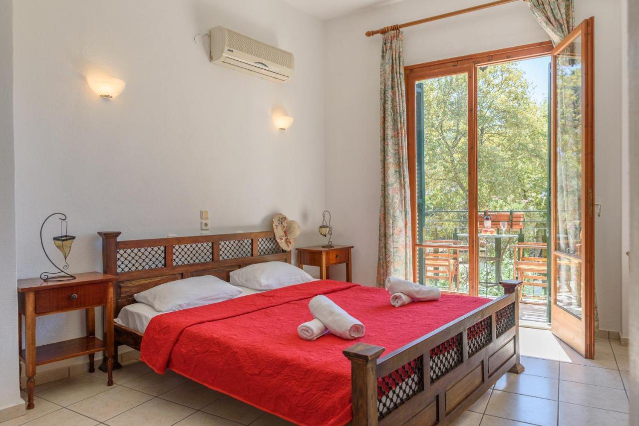 Des Roses Hotel Platanias  Dış mekan fotoğraf