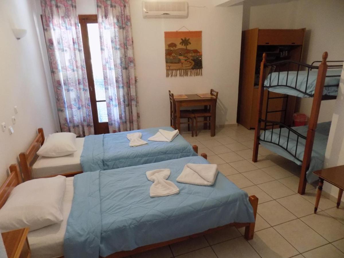 Des Roses Hotel Platanias  Dış mekan fotoğraf