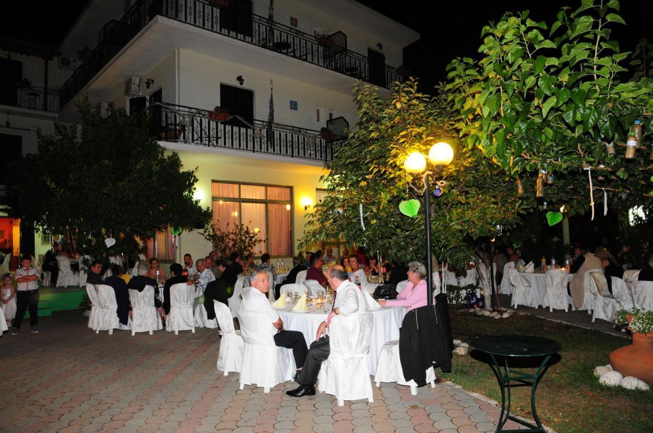 Des Roses Hotel Platanias  Dış mekan fotoğraf